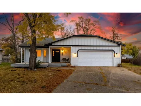10419 Goldenrod St NW, Coon Rapids, MN 55448