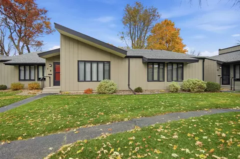 500 Oakland Pl NE #I, Austin, MN 55912