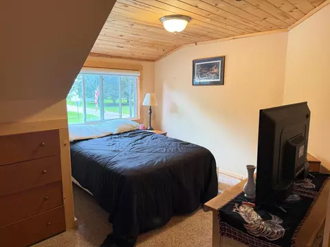 Bedroom - 303 4th St S, Hoffman, MN 56339 photo 2 of 4