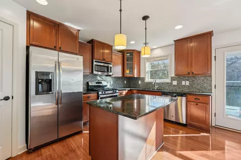Kitchen - 1112 Station Trl, Eagan, MN 55123 photo 1 of 4
