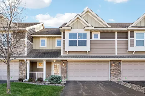 1112 Station Trl, Eagan, MN 55123