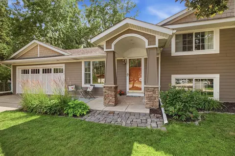 172 Strese Cir, Apple Valley, MN 55124
