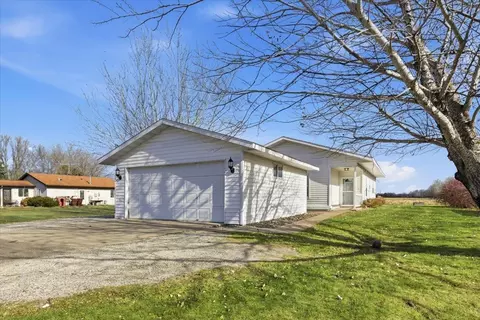 306 S Hill Ave, Ogilvie, MN 56358