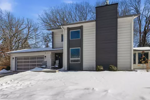Exterior - 9865 Beard Ave S, Bloomington, MN 55431 photo 6 of 14