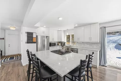 Kitchen - 9865 Beard Ave S, Bloomington, MN 55431 photo 3 of 7
