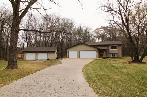 122 168th Ave NE, Ham Lake, MN 55304
