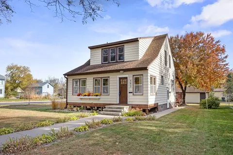 505 Hassan St SE, Hutchinson, MN 55350