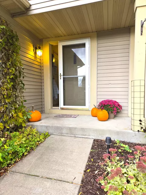 1113 N Cheyenne St, Roberts, WI 54023 photo 3
