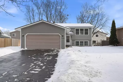 8140 James Ave N, Brooklyn Park, MN 55444