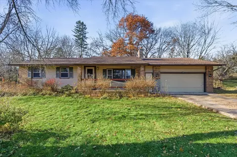 16550 Yakima St NW, Andover, MN 55304