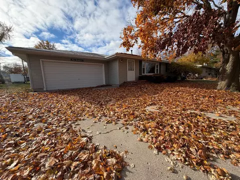 1507 Plainview Ln, Albert Lea, MN 56007