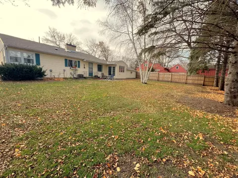 504 19th Ave SW, Willmar, MN 56201