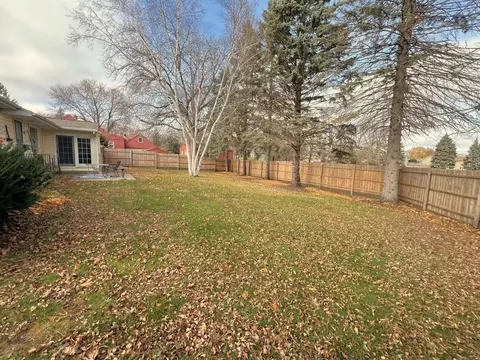 Exterior - 504 19th Ave SW, Willmar, MN 56201 photo 3 of 6