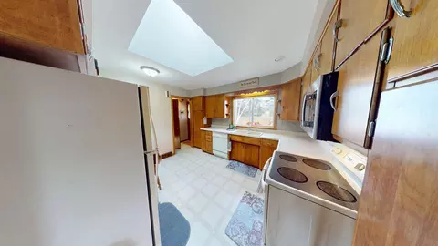 Kitchen - 504 19th Ave SW, Willmar, MN 56201 photo 1 of 4