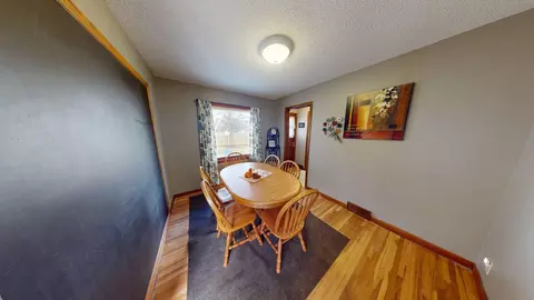 Dining - 504 19th Ave SW, Willmar, MN 56201 photo 3 of 3