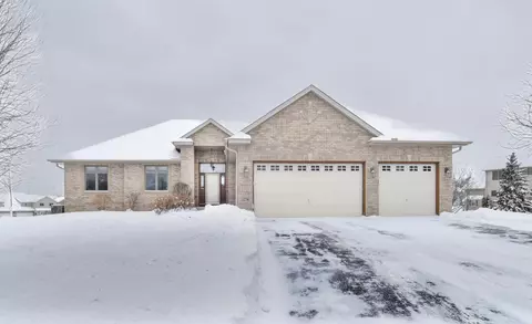 12796 Bluebird St NW, Coon Rapids, MN 55448