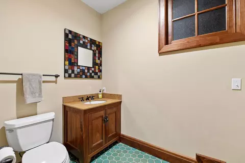 Bath - 3 Circle E, Edina, MN 55436 photo 6 of 6