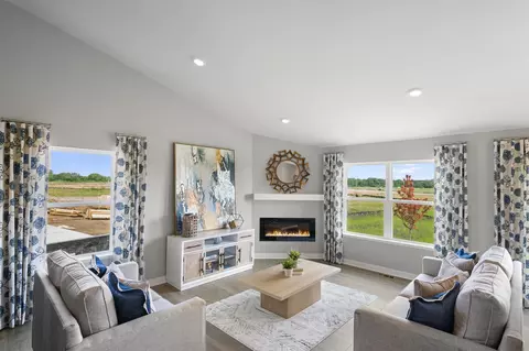 2241 Latour Dr, Shakopee, MN 55379