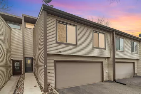 13724 Hemlock Ct, Apple Valley, MN 55124