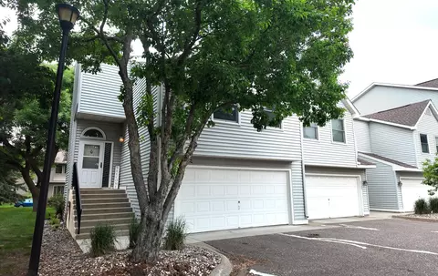 4143 Meadowlark Pt, Eagan, MN 55122