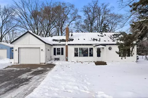 833 Upland Ave NW, Elk River, MN 55330