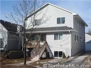 883 3rd St E, Saint Paul, MN 55106