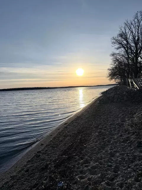 22558 Senns Beach Dr, Detroit Lakes, MN 56501
