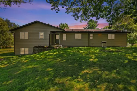16037 Oneida St NW, Andover, MN 55304