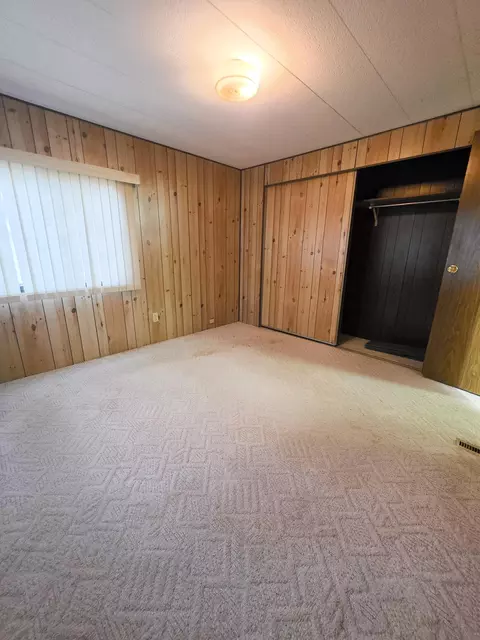 Bedroom - 1025 23rd Pine Ln, Cambridge, MN 55008 photo 1 of 2