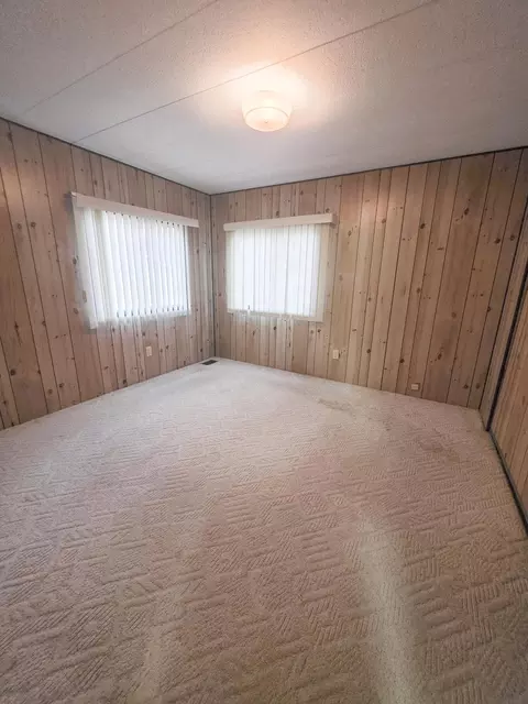 Bedroom - 1025 23rd Pine Ln, Cambridge, MN 55008 photo 2 of 2