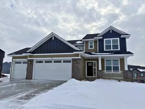 914 Milborne Ln NW, Rochester, MN 55901