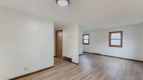 638 Julii St, Willmar, MN 56201 photo 9