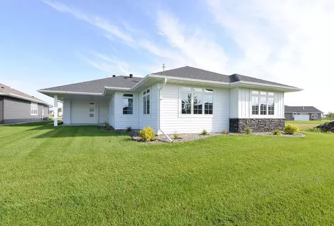 Exterior - 235 Emma Ct, Mapleton, ND 58059 photo 3 of 4