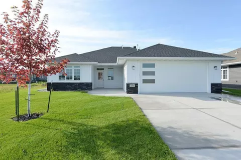 Exterior - 235 Emma Ct, Mapleton, ND 58059 photo 2 of 4