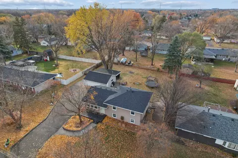 9525 Newton Ave N, Brooklyn Park, MN 55444