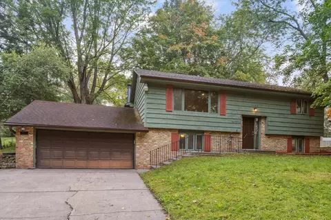 1104 2nd Ave S, Buffalo, MN 55313