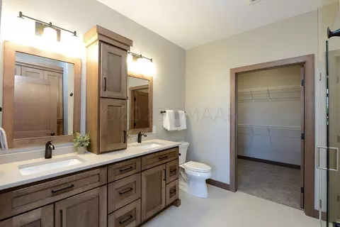 Bath - 201 Emma Ct, Mapleton, ND 58059 photo 3 of 4