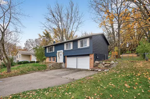 16941 Gannon Way W, Rosemount, MN 55068