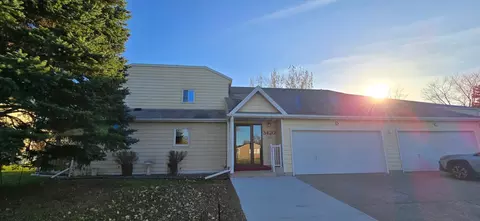 3420 17th Ave S #A, Fargo, ND 58103