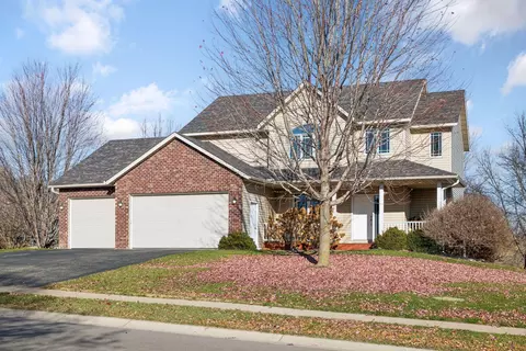 100 James Pkwy, New Market, MN 55054