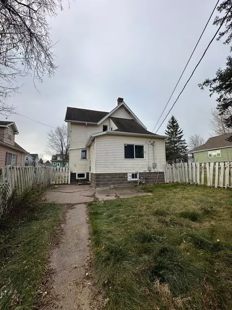 Exterior - 623 3rd St, Duluth, MN 55810 photo 3 of 8