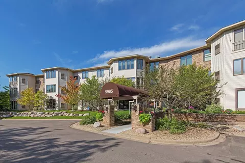5985 Rowland Rd #206, Minnetonka, MN 55343