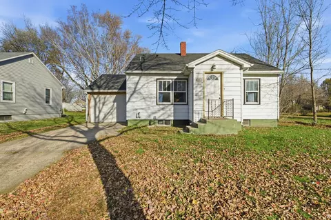 1000 Olaf Ave NW, Willmar, MN 56201