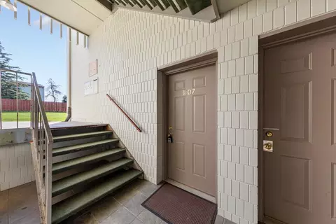 1107 Highland Ave, Northfield, MN 55057