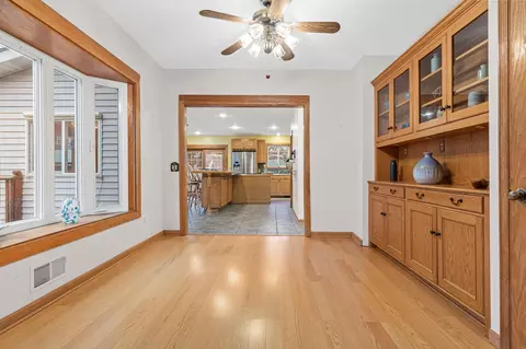 1803 Eustis St, Saint Paul, MN 55113 photo 9