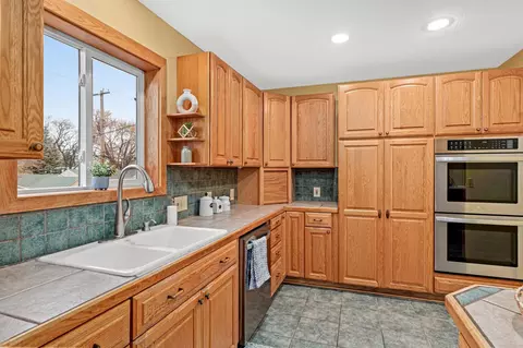 1803 Eustis St, Saint Paul, MN 55113 photo 16