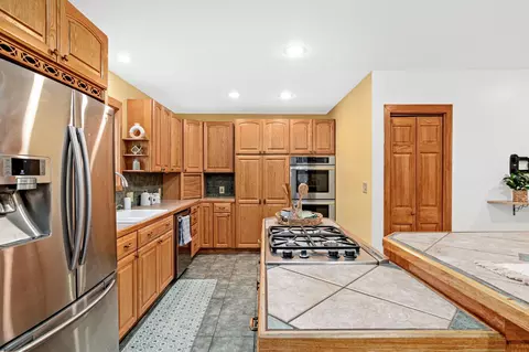 1803 Eustis St, Saint Paul, MN 55113 photo 17