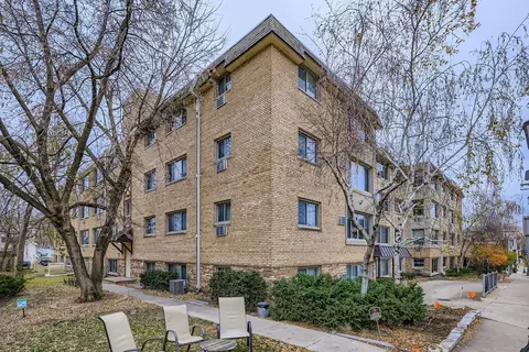 2727 W 43rd St #303, Minneapolis, MN 55410