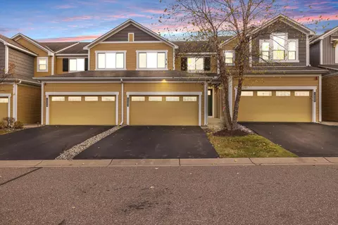 14384 Parkside Ct NW, Prior Lake, MN 55372