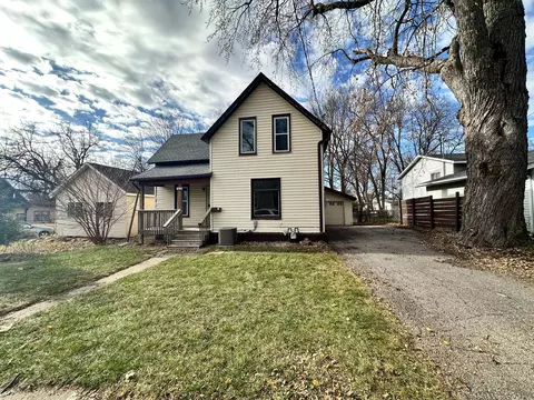 125 10th Ave SE, Rochester, MN 55904